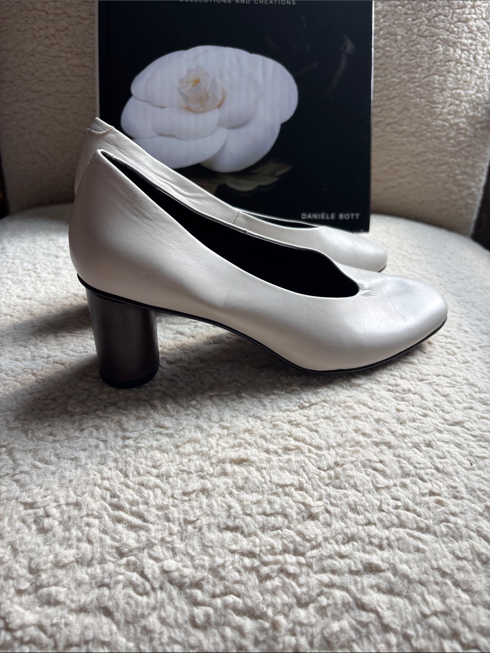 Jefferey Campbell, White Lamb Leather Low Heel Pumps - Picture 5 of 7